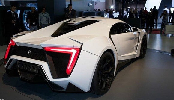 千万级:狼崽lykanhypersport(最低7000万)