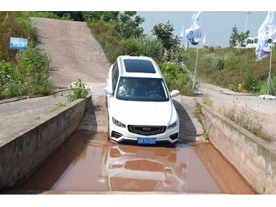 更好看 更好开 更智能的博越PRO