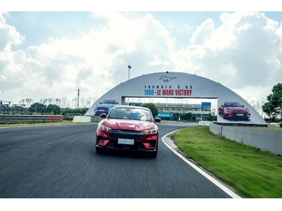 福特Mustang Mach-E GT 车型全球同步首发，国产版售价369,900元