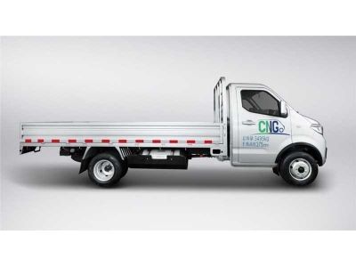 长安神骐T30 2.0L强劲上市，6.09万元起